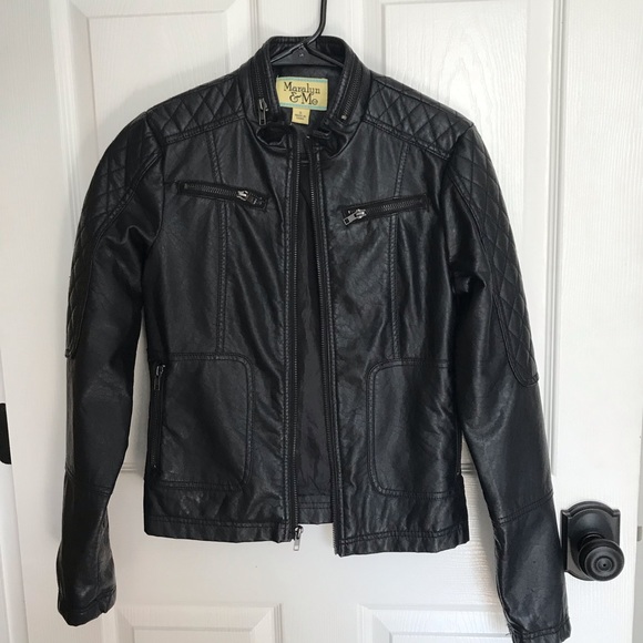 Leather Jacket in Perfect Condition - Picture 2 of 3